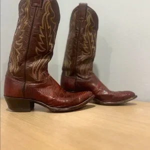 Justin Boots | Shoes | Justin Cowboy Boots Lizard Skin Style  display picture 1